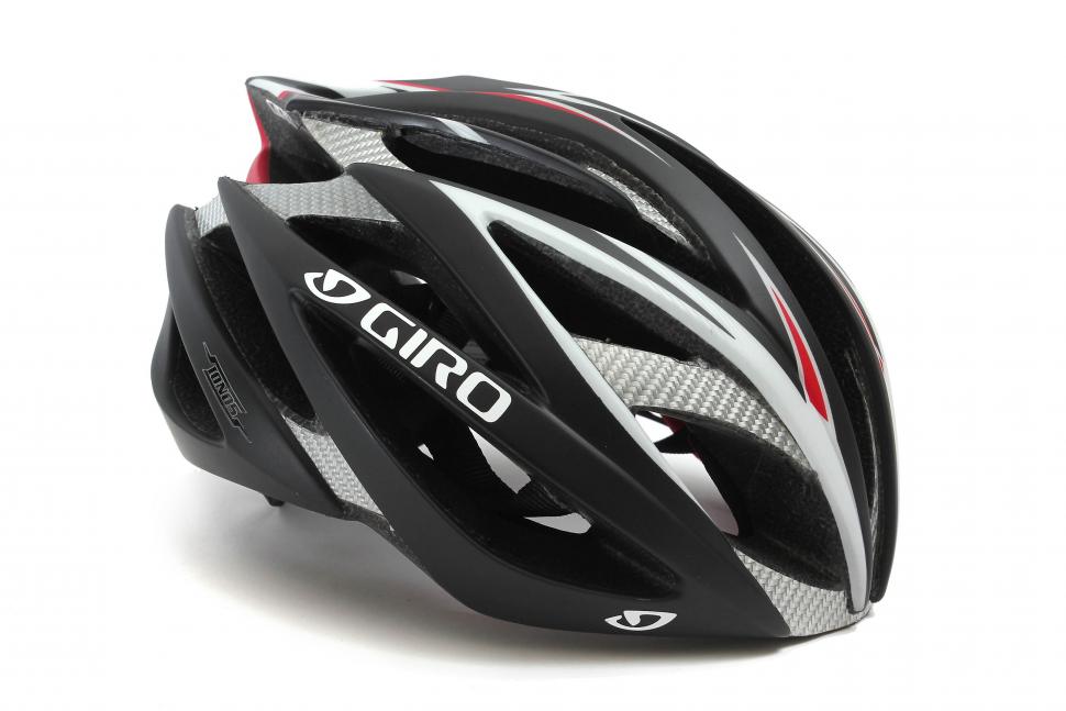 Giro ionos hot sale helmet